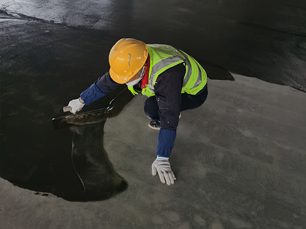 ��ͨ���ϵ�·�����ƺ���컨ǽ�ڷ�������80000ƽ��